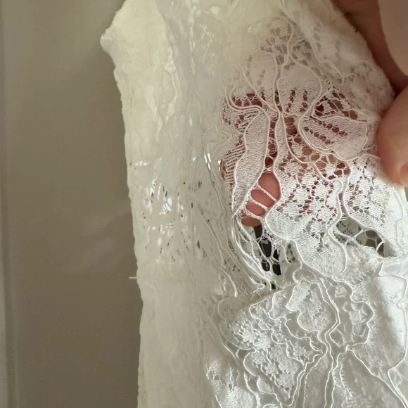 Lulu's white lacy mini dress - Picture 3 of 6